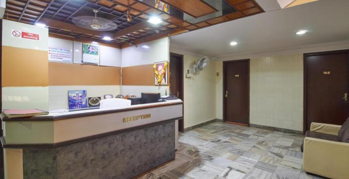 Hotel Golden Palace Pvt Ltd Bombay Extérieur photo